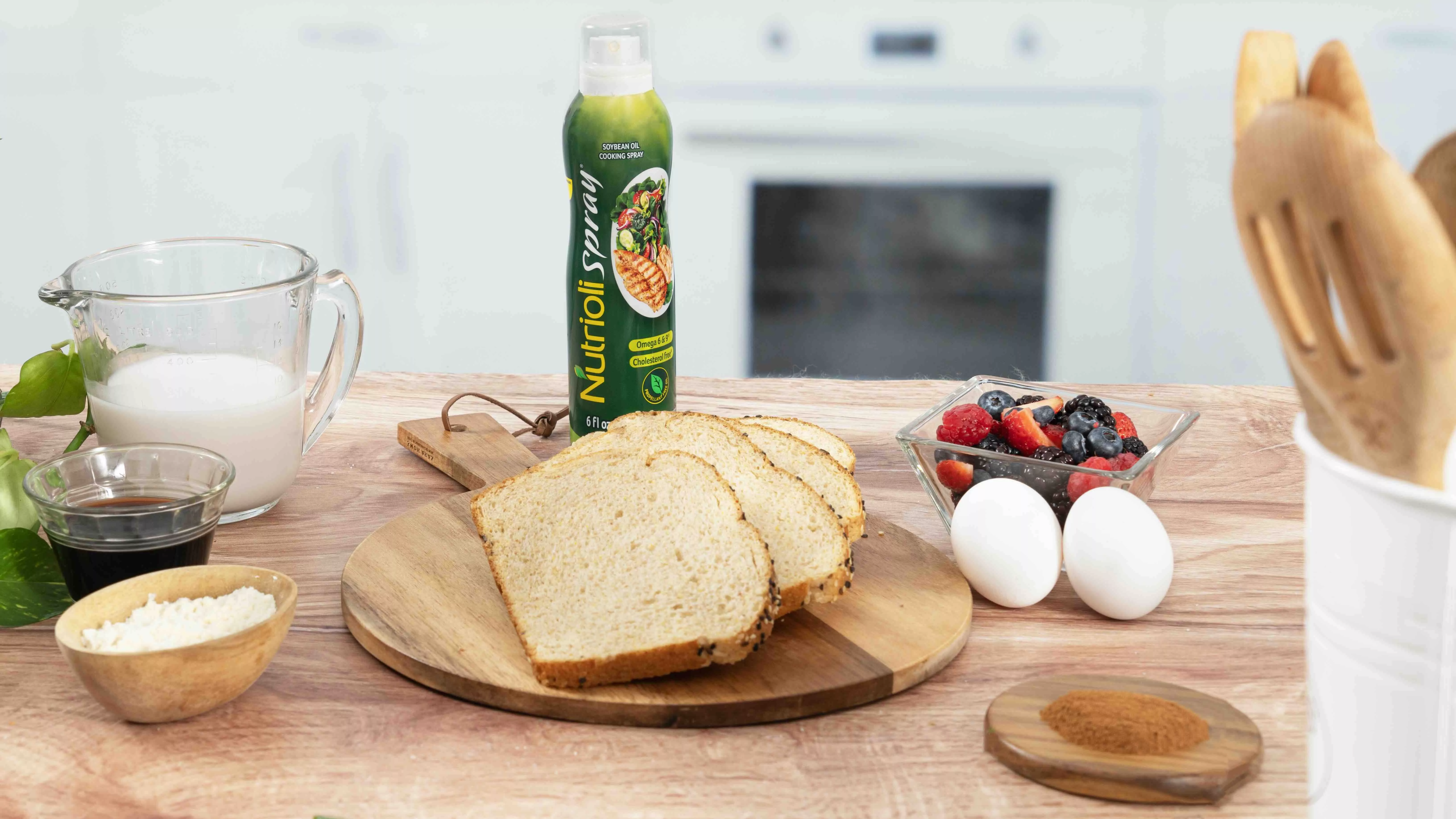 French bread with red fruits 01