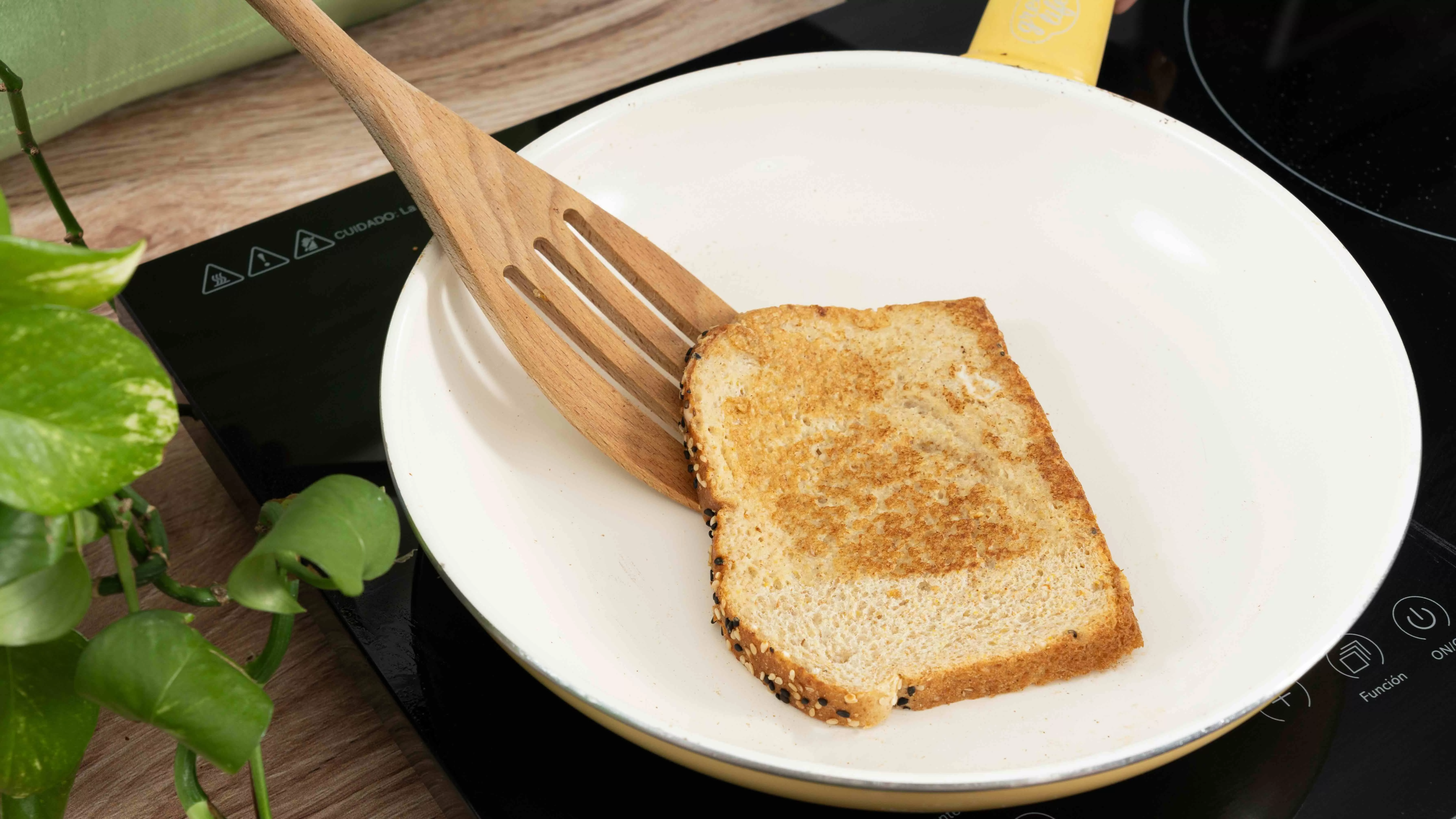 French bread with red fruits 06