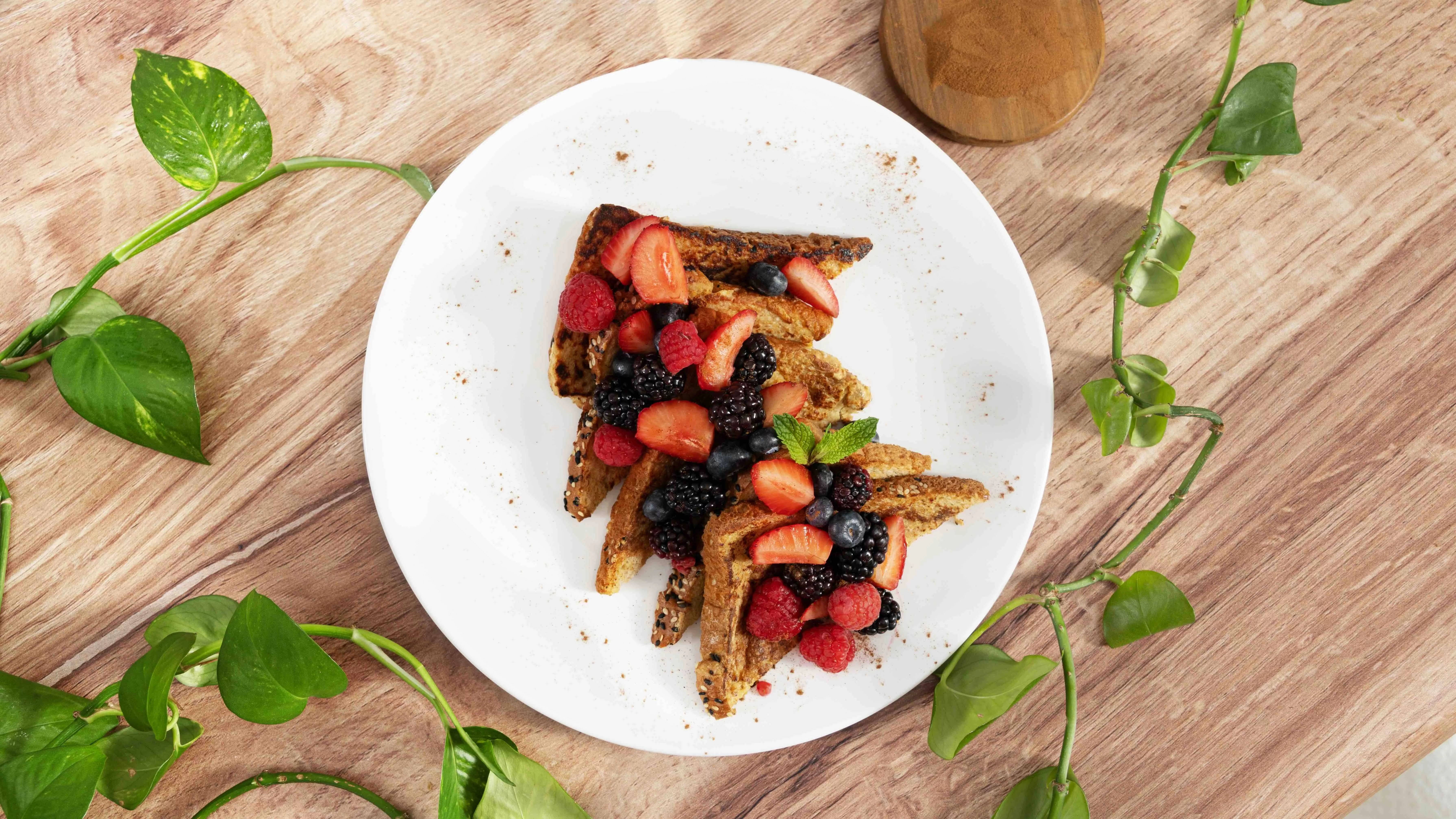 French bread with red fruits 09