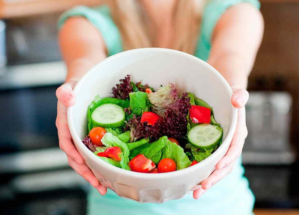 Como Preparar Una Ensalada Perfecta - Nutrioli